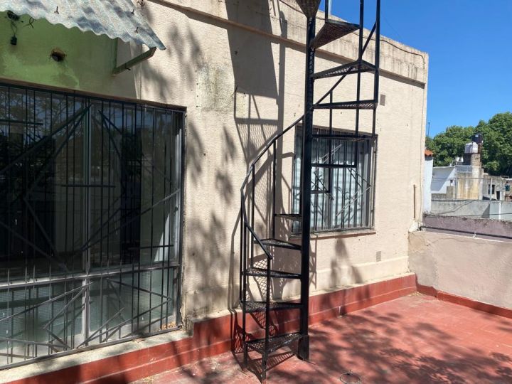 CASA EN PLANTA ALTA - LOUSTAU 3819